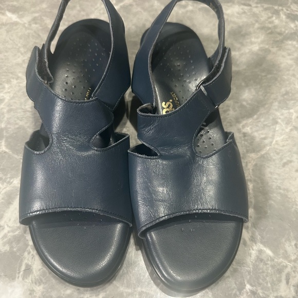 SAS Suntimer Womens Heeled Sandals Navy BlueLeather Tripad Comfort Shoes Size  7 - Picture 1 of 6